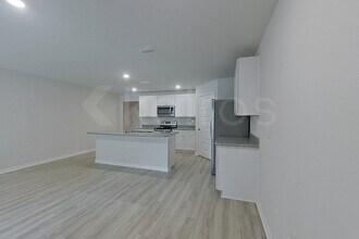 4686 Malay Cir in Milton, FL - Building Photo - Building Photo