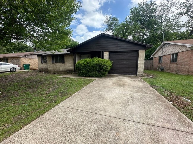 4000 Acree St in Waco, TX - Building Photo - Building Photo