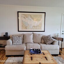 107 Wharfside Dr in Monmouth Beach, NJ - Building Photo - Building Photo