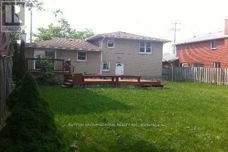 270 Fisherville Rd in Toronto, ON - Building Photo - Building Photo