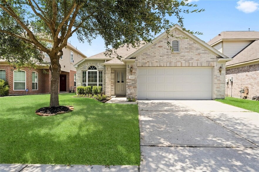 29417 Forest Floor Ln, Unit 5 in Spring, TX - Building Photo