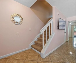 130 Kristi Ann Ct in Winter Springs, FL - Foto de edificio - Building Photo