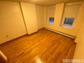 39 Charles St, Unit 2 in Boston, MA - Building Photo - Building Photo