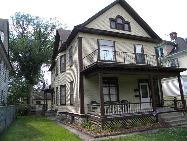 property at 3206 S 15th Ave