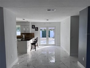 4082 Velarde Ln in Sarasota, FL - Building Photo - Building Photo