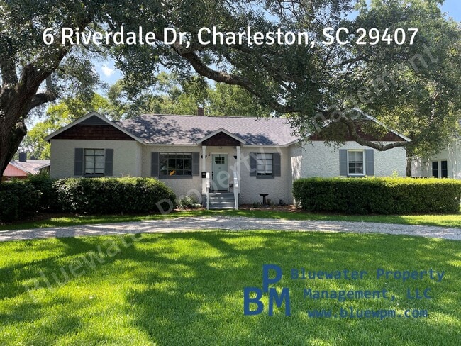 6 Riverdale Dr