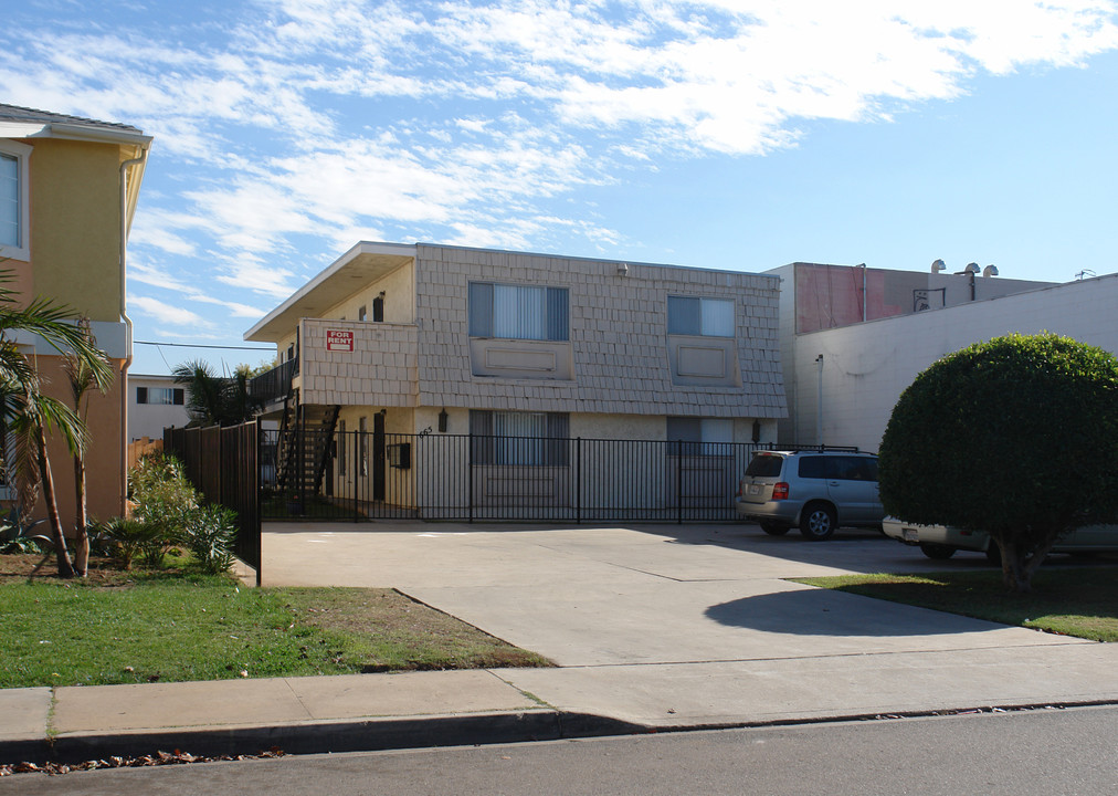 665 12th St in Imperial Beach, CA - Building Photo