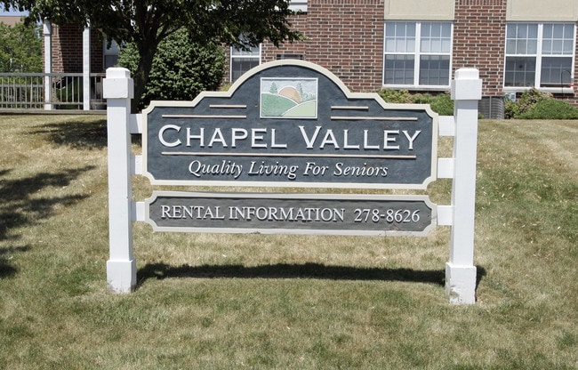 Chapel Valley in Fitchburg, WI - Foto de edificio - Building Photo