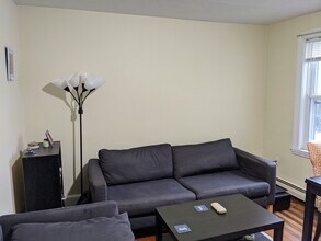 464 Highland Ave in Malden, MA - Foto de edificio - Building Photo