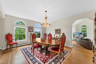 20 Goshen Rd in Chester, NY - Building Photo - Building Photo