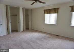 206 S Snowdon Ct in Exton, PA - Building Photo