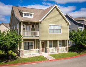 The Village on Telluride in San Marcos, TX - Building Photo - Building Photo