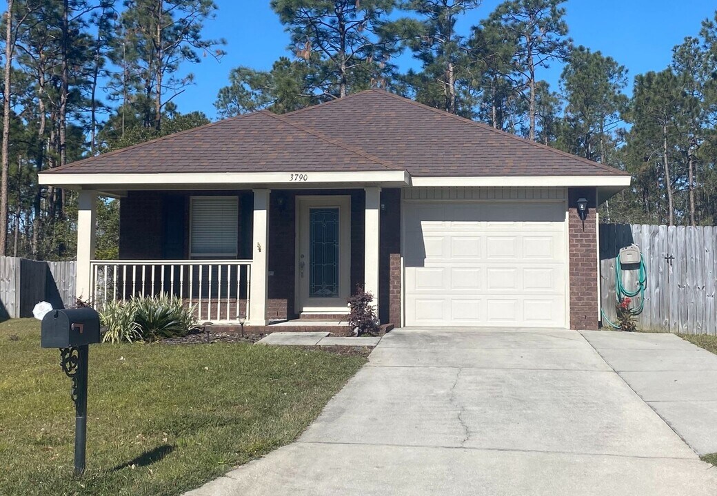 3790 Weatherstone Cir in Pensacola, FL - Building Photo