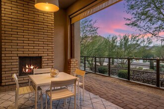 10437 E Monterra Way in Scottsdale, AZ - Building Photo - Building Photo