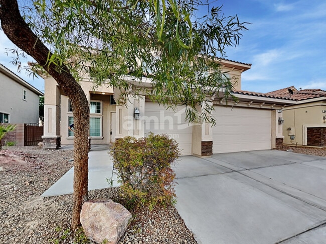property at 2974 E Gables Vale Ct