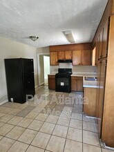 418 Thaxton Dr SE in Atlanta, GA - Building Photo - Building Photo