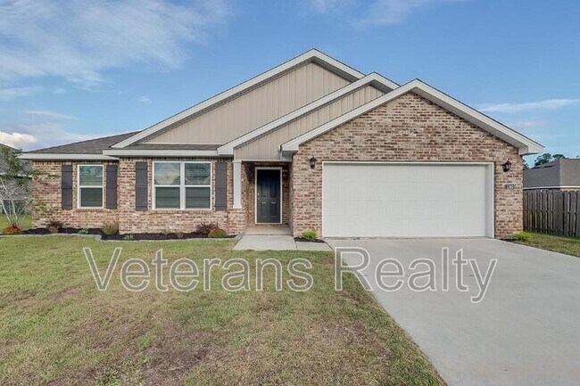 1093 Enclave Cir in Long Beach, MS - Building Photo - Building Photo