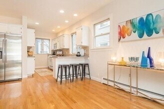 1431 Cambridge St in Cambridge, MA - Building Photo - Building Photo