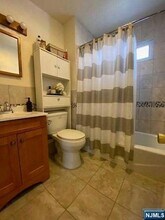 26 Alexander Ave, Unit 2 in Kearny, NJ - Building Photo - Building Photo