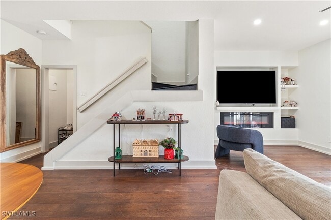 property at 9573 Roundstone Cir