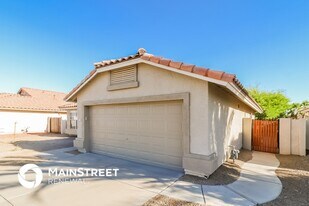 12509 W Palm Ln in Avondale, AZ - Building Photo