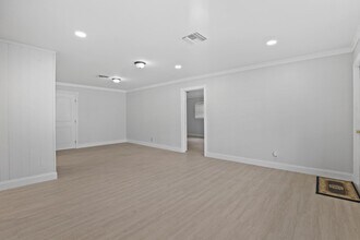 319 S Congress Ave in West Palm Beach, FL - Building Photo - Building Photo