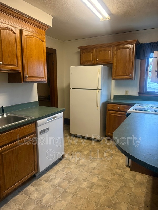 1208 Kanawha Terrace in Huntington, WV - Building Photo - Building Photo