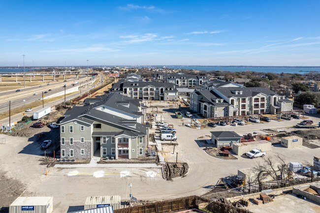 Timber Lakes in Garland, TX - Foto de edificio - Building Photo