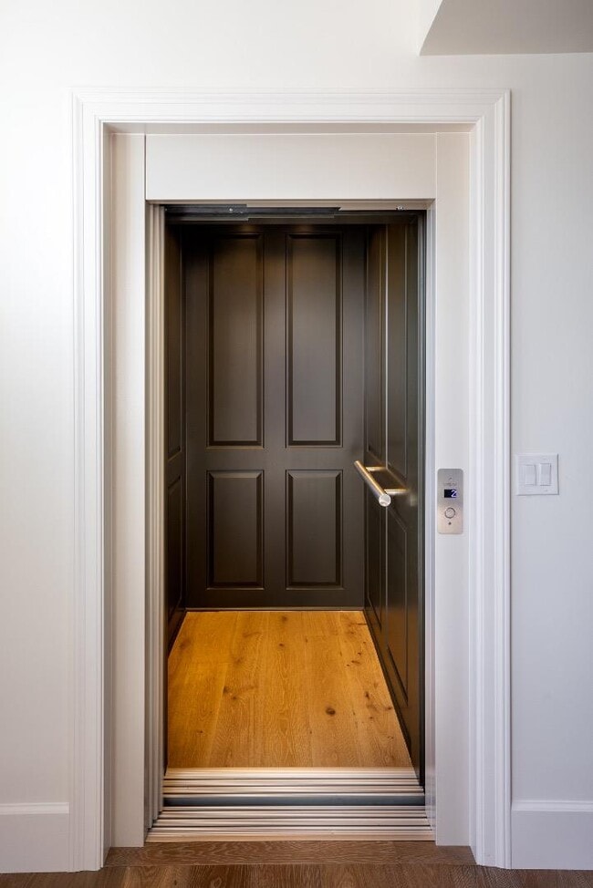 164 Waverley St in Palo Alto, CA - Building Photo - Building Photo