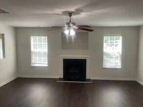 5001 Autumn Oak Dr in Charlotte, NC - Building Photo - Building Photo
