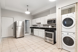 1653 S Throop St-Unit -2nd Fl. Front in Chicago, IL - Building Photo - Building Photo