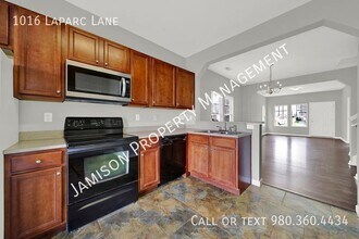 1016 Laparc Ln in Indian Trail, NC - Building Photo - Building Photo