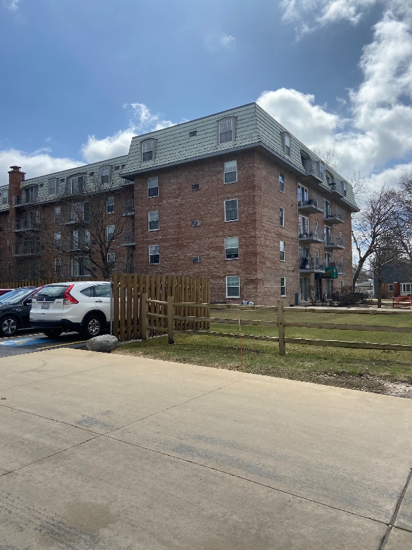 5125 Blodgett in Downers Grove, IL - Building Photo - Building Photo