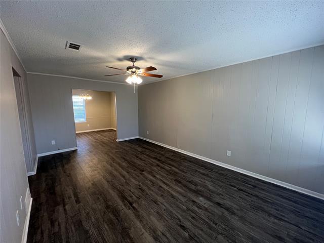 318 W Fern St in Anna, TX - Building Photo