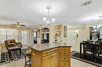 3591 KERNAN Blvd in Jacksonville, FL - Building Photo - Building Photo