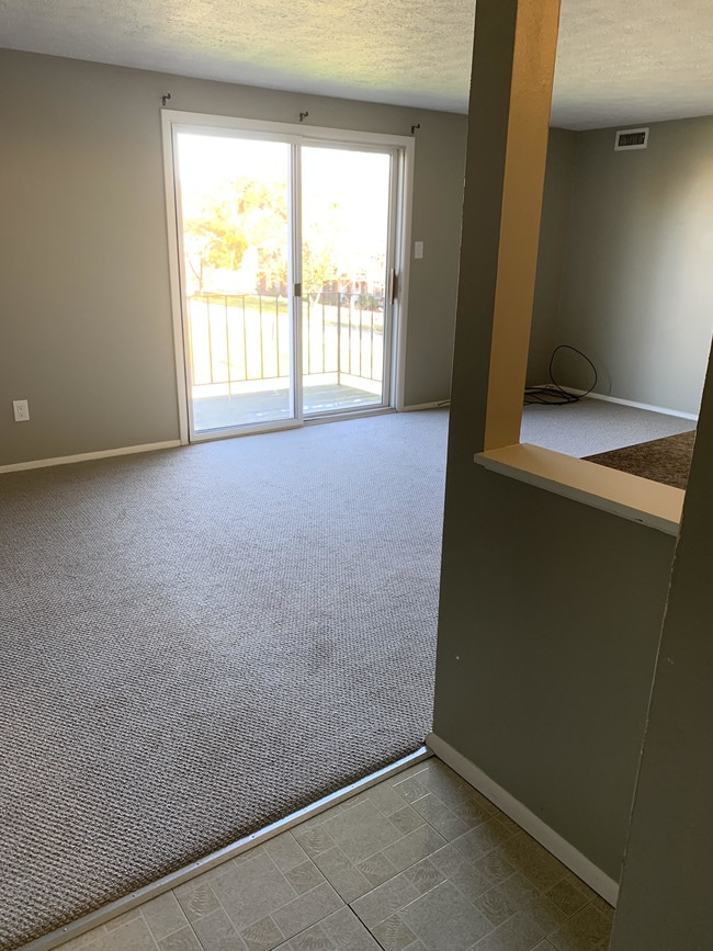 property at 1618 Jefferson Ridge Dr