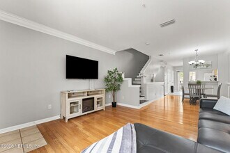 343 E Church St in Jacksonville, FL - Building Photo - Building Photo