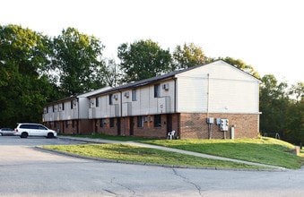 Orange Village in Hermitage, PA - Building Photo - Building Photo