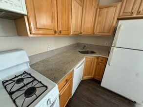 2389 Mountain Ave, Unit 2 in Scotch Plains, NJ - Building Photo - Building Photo