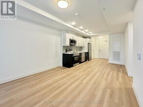 1333 Weber St E in Kitchener, ON - Building Photo - Building Photo