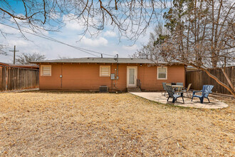 3504 38th St in Lubbock, TX - Building Photo - Building Photo