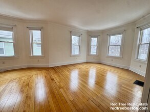 41 Rich St in Waltham, MA - Building Photo - Building Photo