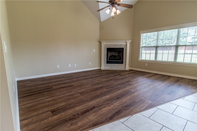 1502 NE Dysart Woods Ln in Bentonville, AR - Building Photo - Building Photo