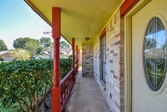 2514 Lance Ln in Stafford, TX - Building Photo - Building Photo