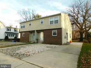 21 Myrtle Ave in Pitman, NJ - Building Photo - Building Photo