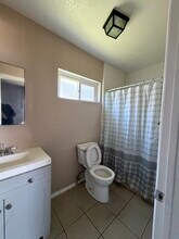 224 Park Ave, Unit 4 in Manteca, CA - Building Photo - Building Photo