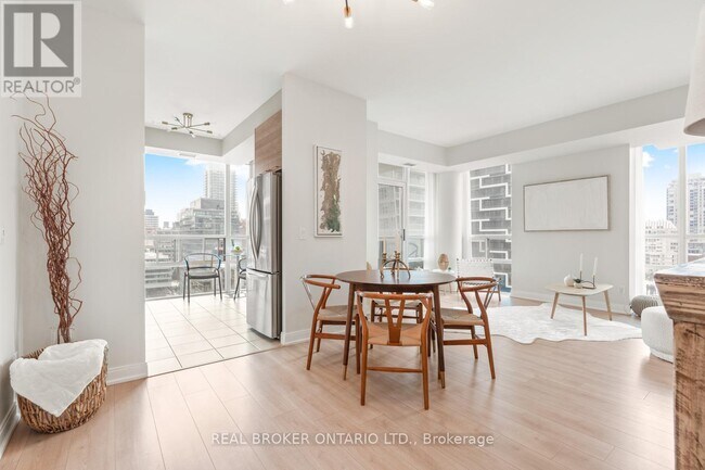 88-1288 Broadway Ave in Toronto, ON - Building Photo - Building Photo