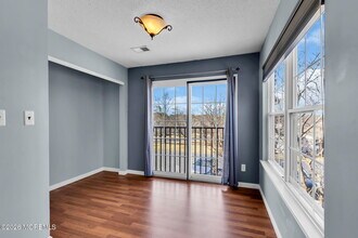 106 Frontier Way in Tinton Falls, NJ - Building Photo - Building Photo