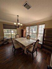 9910 Jasmine Creek Dr in Austin, TX - Building Photo - Building Photo