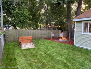 6365 Saline Dr in Waterford Township, MI - Building Photo - Building Photo